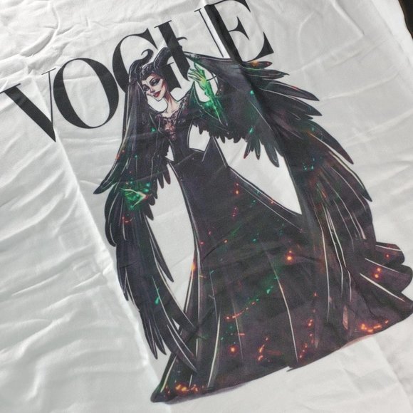 Vogue Disney Villain Maleficent White Short Sleeve - Picture 4 of 13